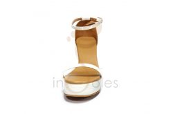 01-wedge-white-pic6